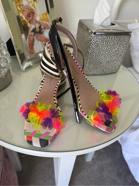 Betsey Johnson Shoes - Betsey Johnson Black Patent Floral Neon Accent Slingback Heels